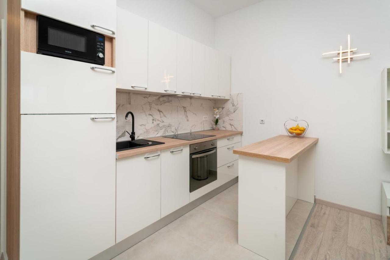 Villa A 玛里纳 外观 照片